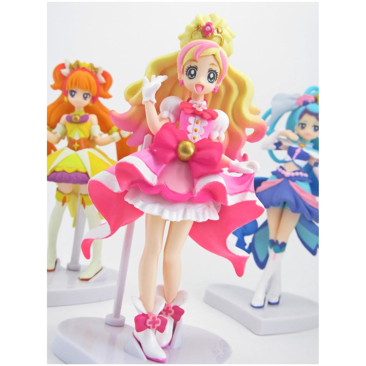 Go!プリンセスプリキュア キューティーフィギュア キュアフローラ